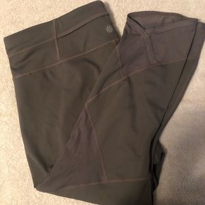 XL Athleta cropped leggings